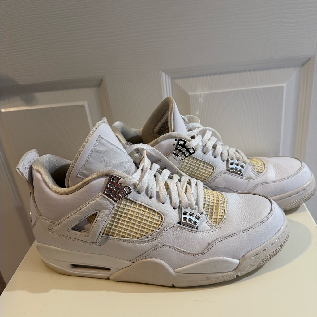 Jordan 4 Retro White